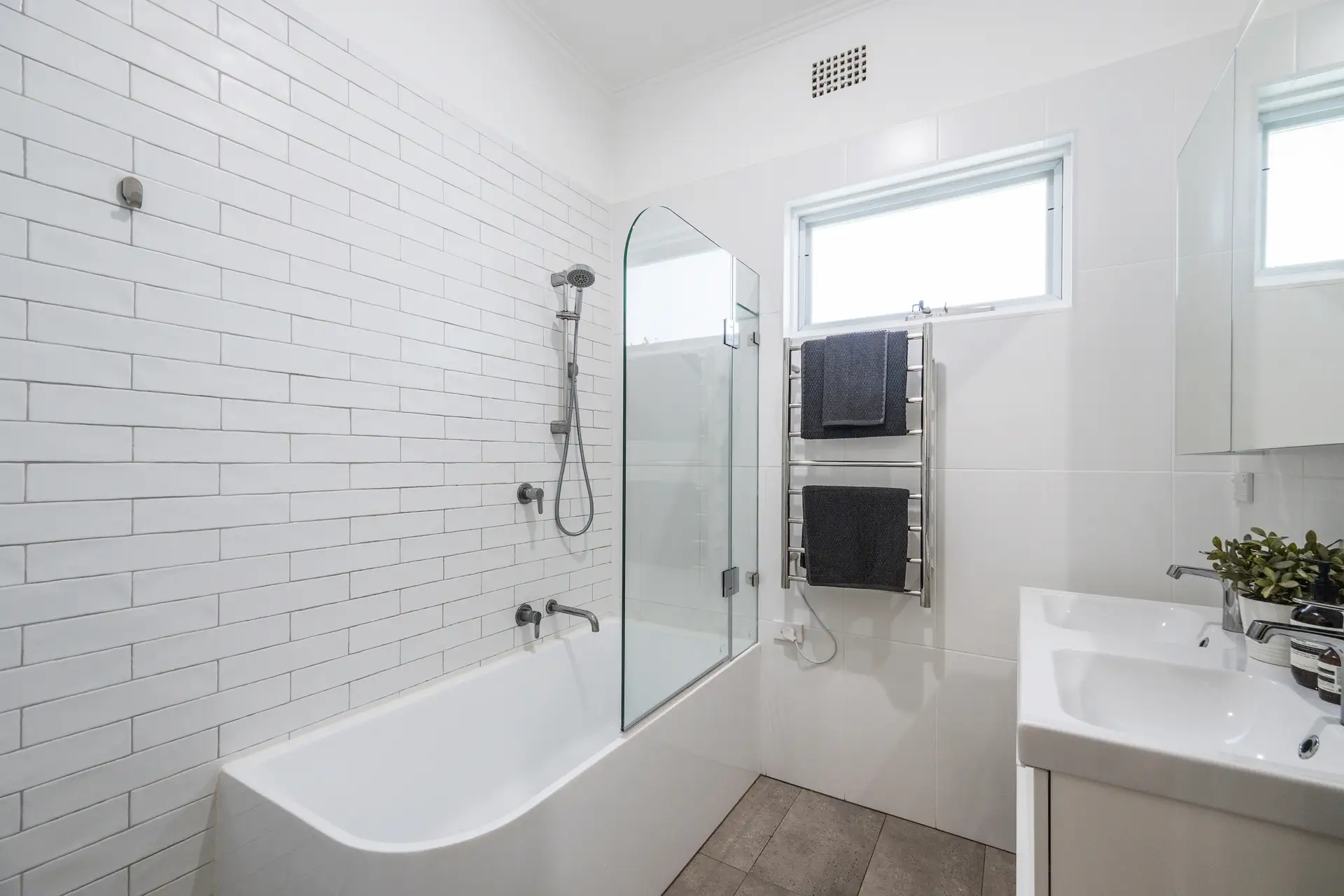 96 Centennial Avenue, Chatswood Sold by Chan Yahl - image 18