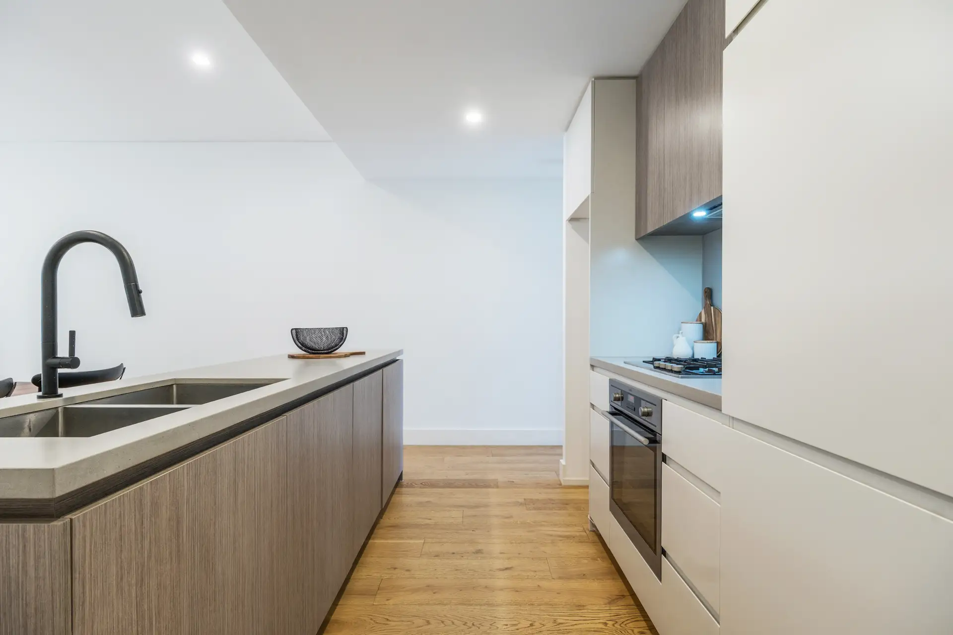 B104/5-7 Telegraph Road, Pymble Auction by Chan Yahl - image 7