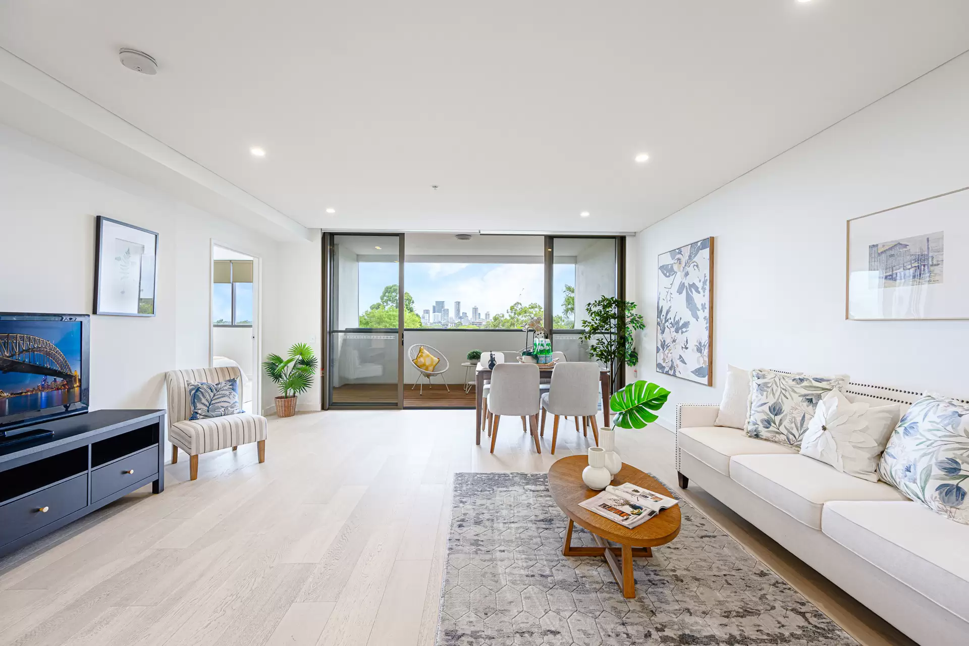 A117/150 Mowbray Road, Willoughby Sold by Chan Yahl - image 1