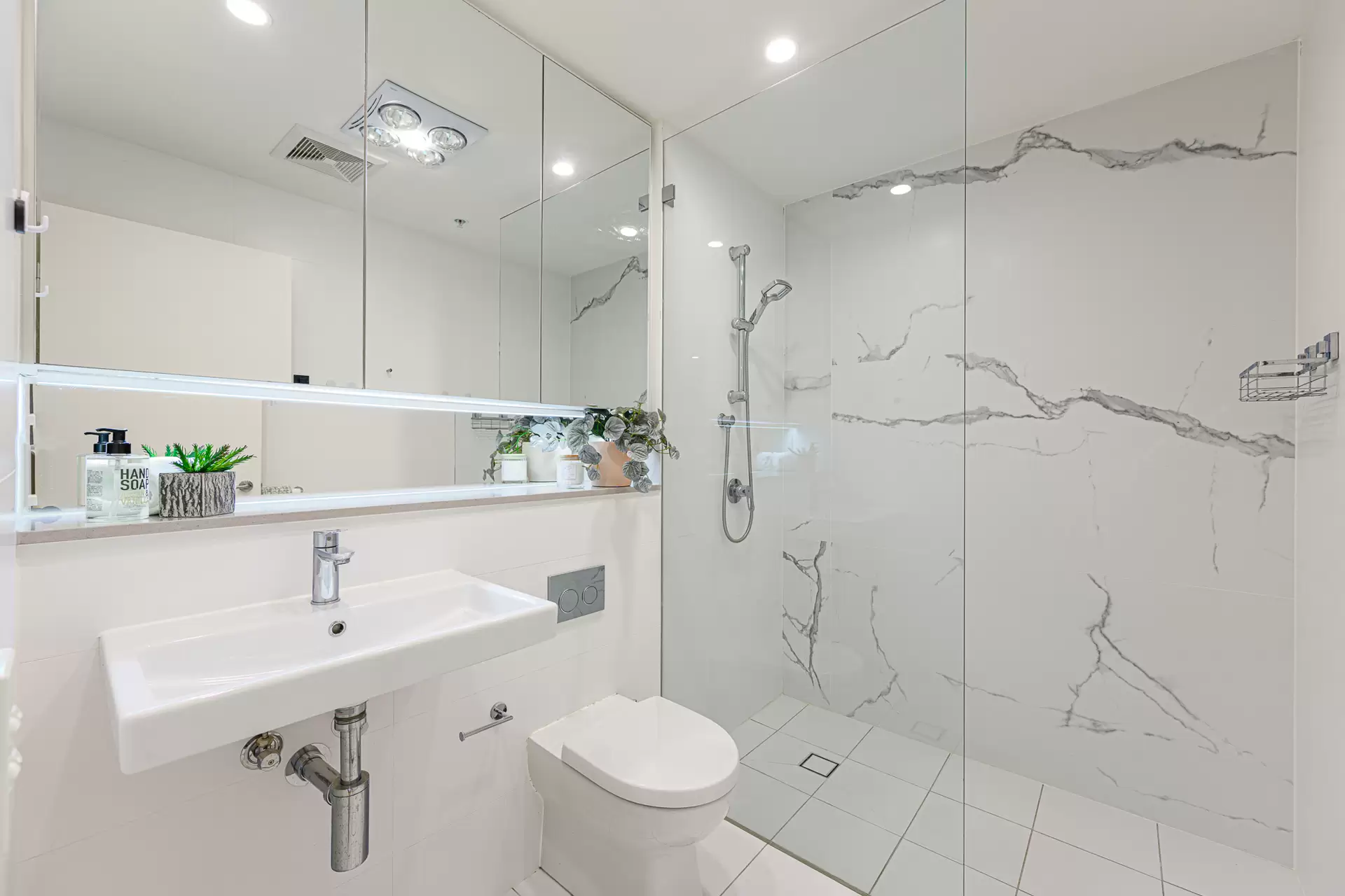 A117/150 Mowbray Road, Willoughby Sold by Chan Yahl - image 8