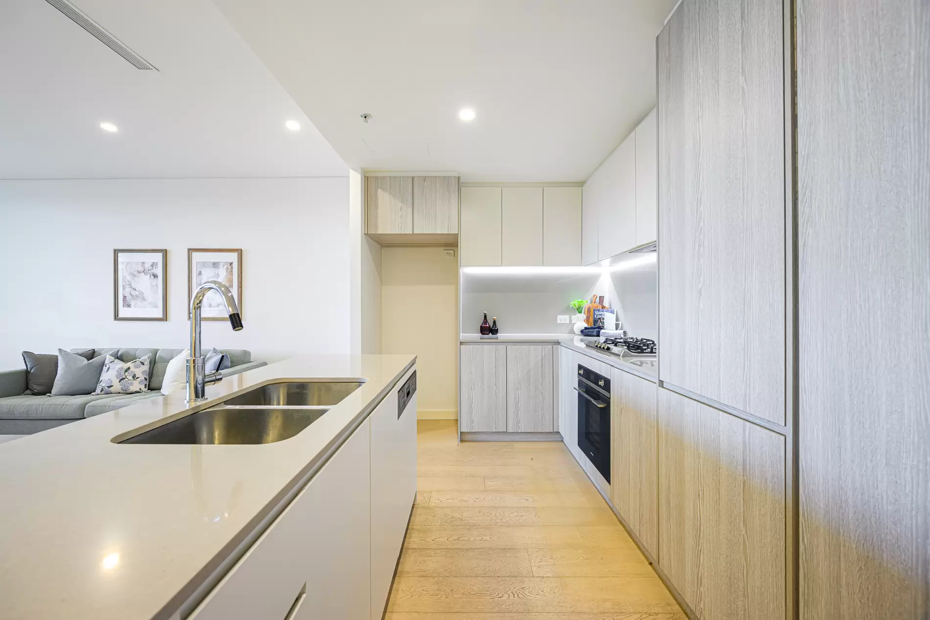 AG03/150 Mowbray Road, Willoughby Sold by Chan Yahl - image 5
