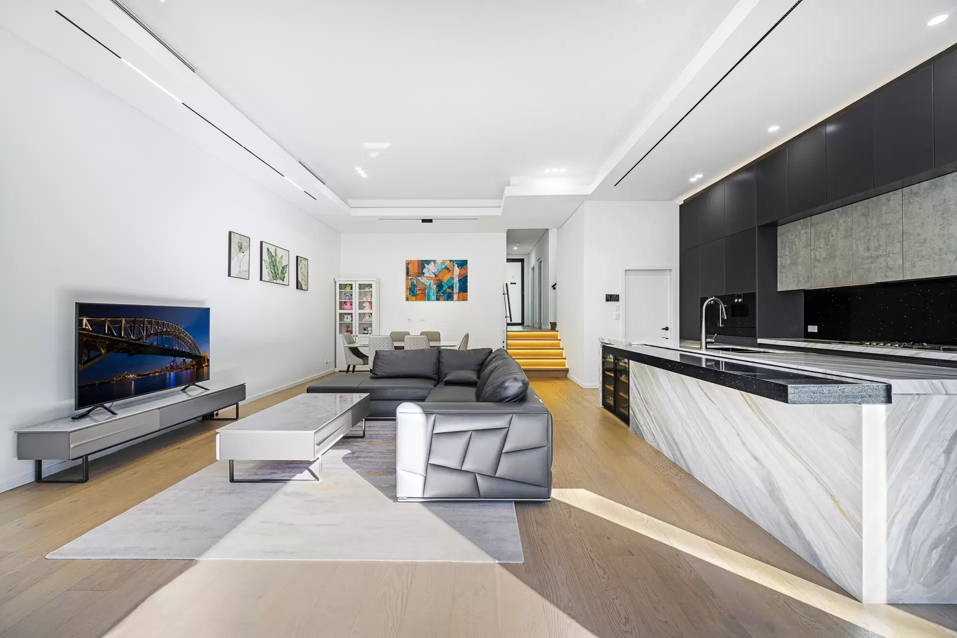 21 Burton Place, Lindfield Sold by Chan Yahl - image 2