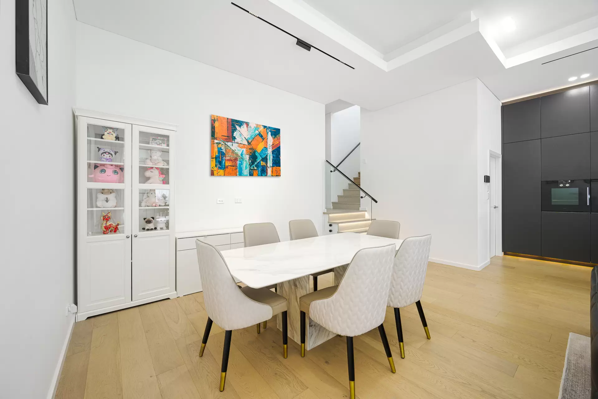 21 Burton Place, Lindfield Sold by Chan Yahl - image 4