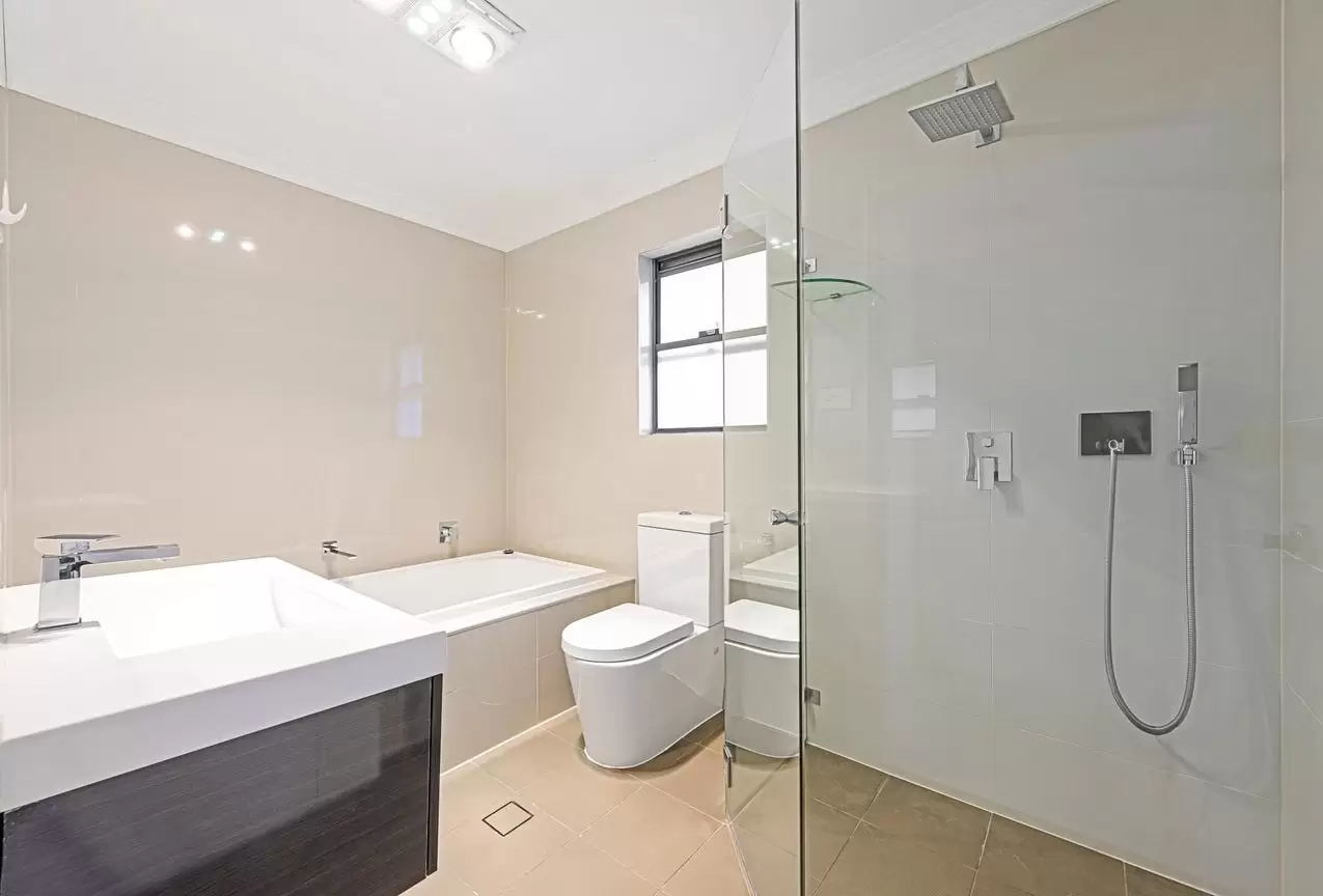 6 Jefferson Avenue, St Ives Sold by Chan Yahl - image 6