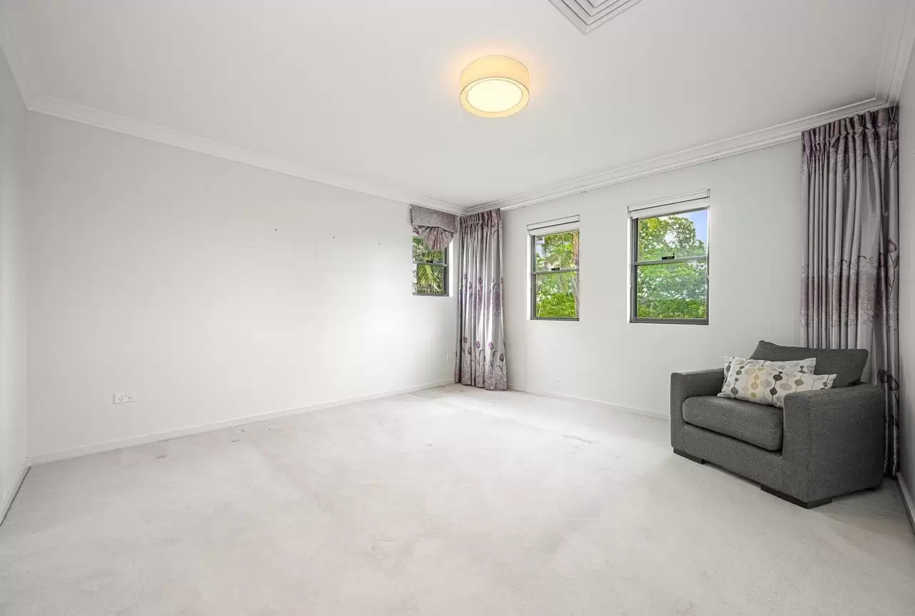 6 Jefferson Avenue, St Ives Sold by Chan Yahl - image 5