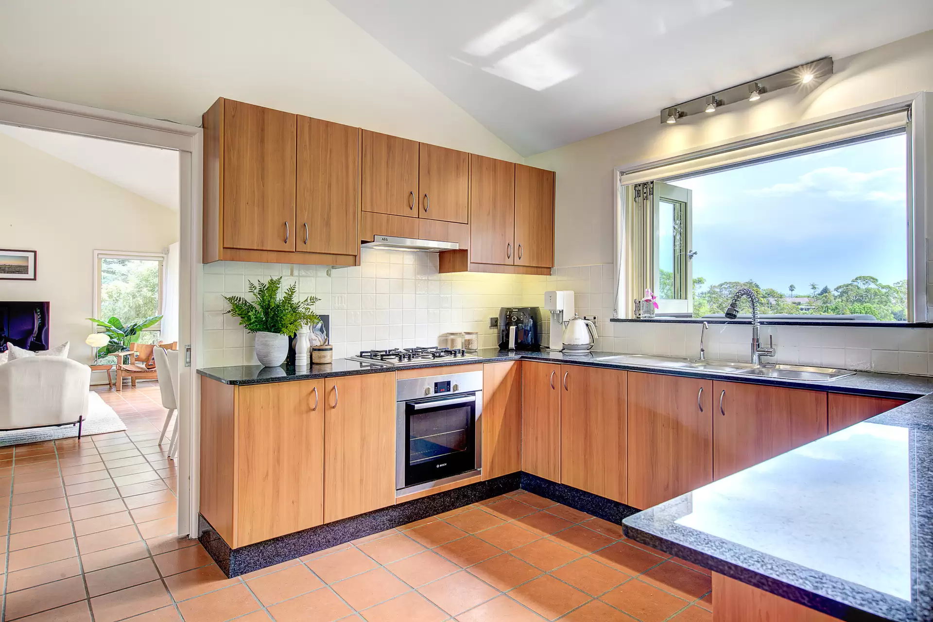 10 Robina Street, St Ives Sold by Chan Yahl - image 6