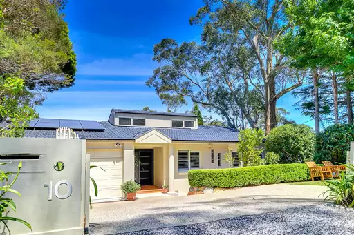 10 Robina Street, St Ives Sold by Chan Yahl