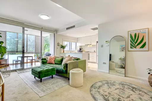 54/1-3 Cherry Street, Warrawee Sold by Chan Yahl