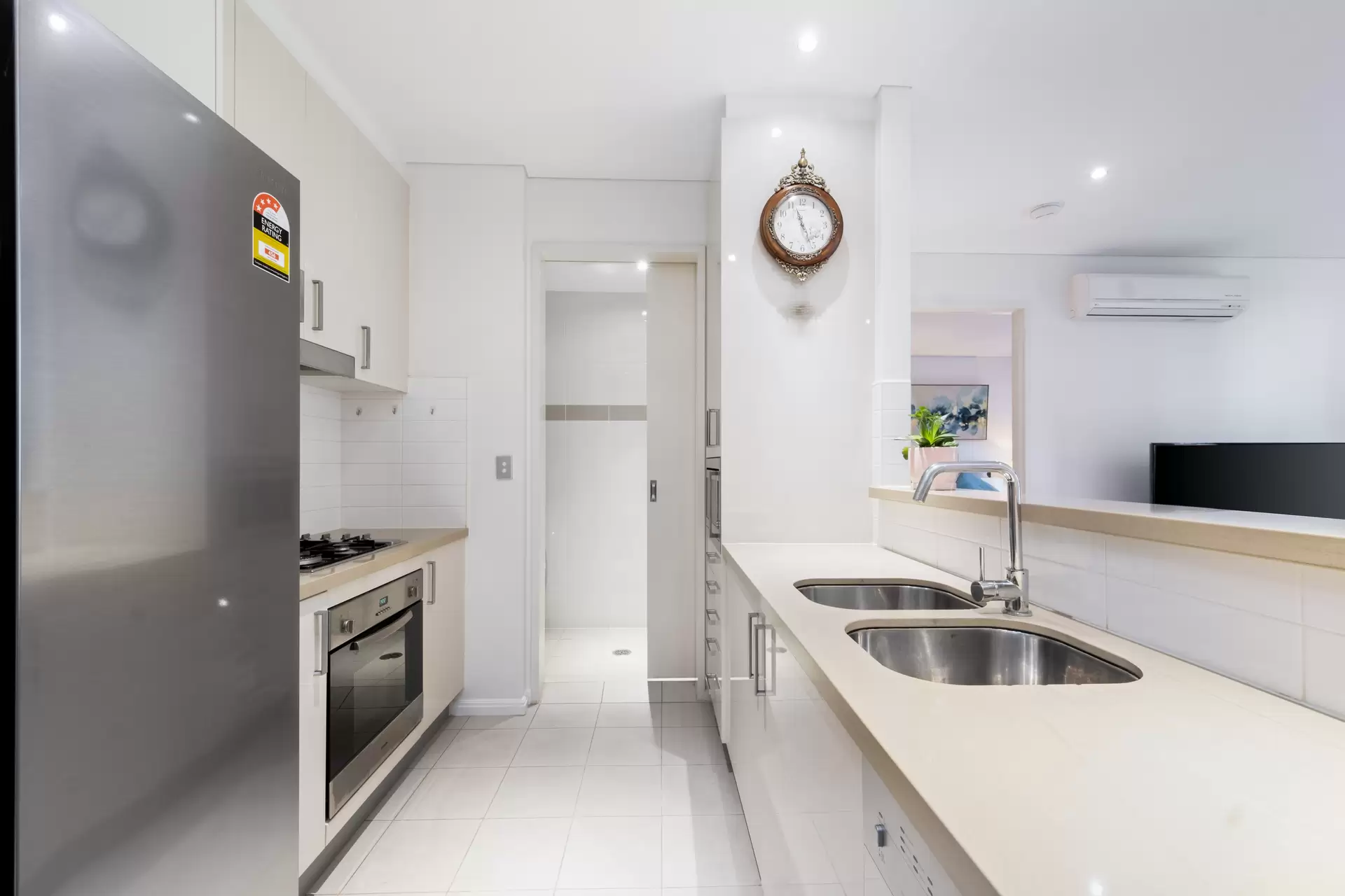351/17-19 Memorial Avenue, St Ives Sold by Chan Yahl - image 5