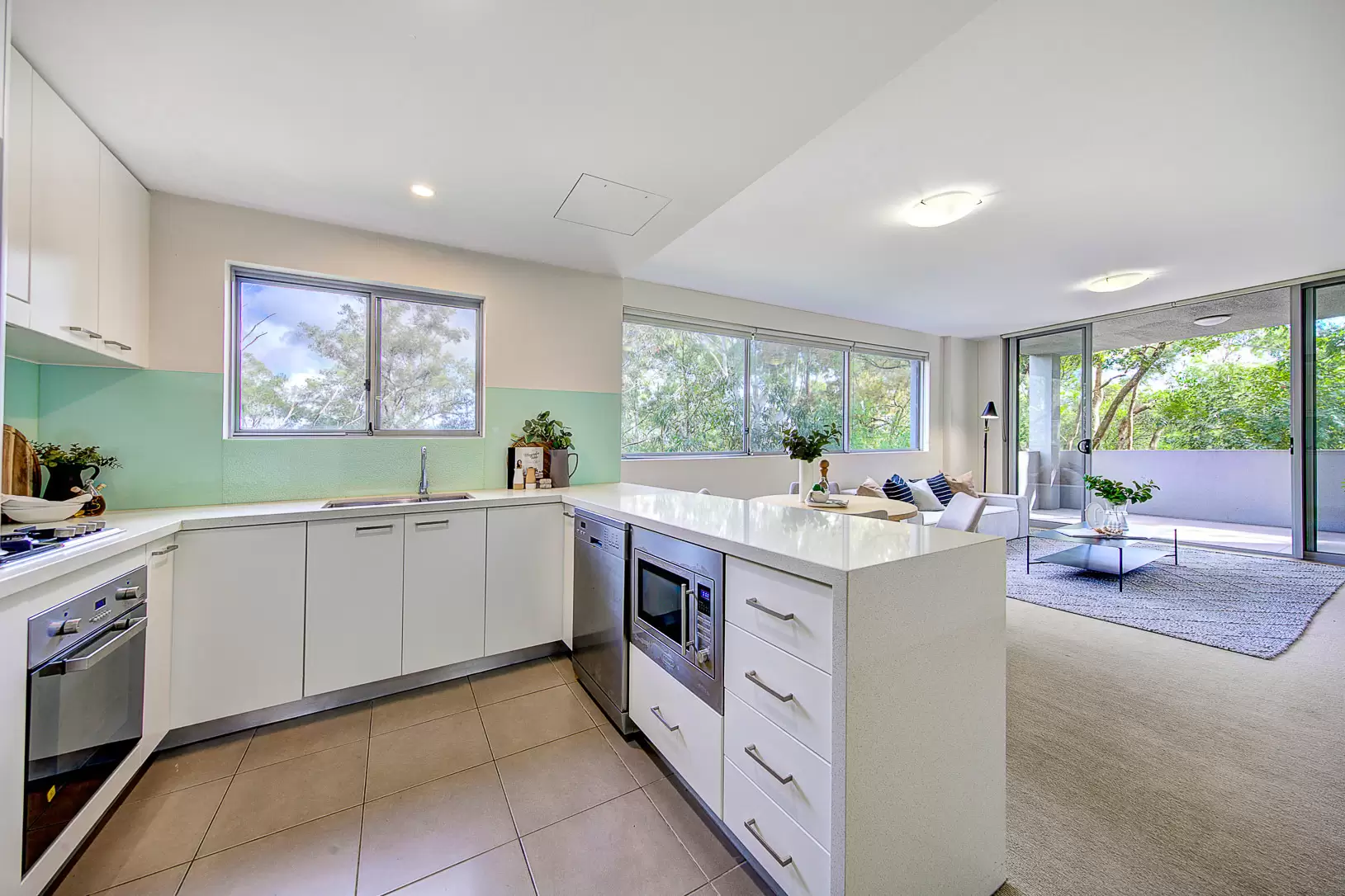 30/5-15 Lamond Drive, Turramurra Sold by Chan Yahl - image 3