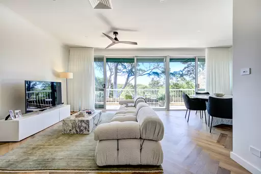 28/10 Kissing Point Road, Turramurra Sold by Chan Yahl