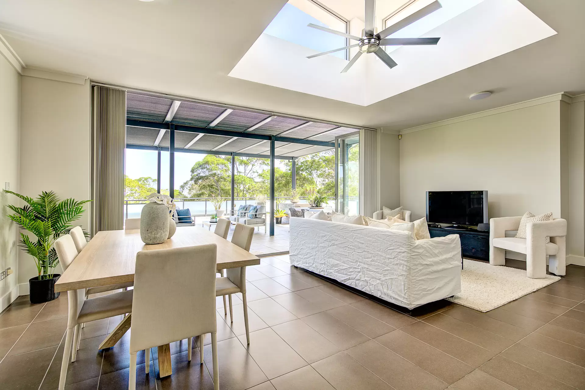 41/2-4 Finlay Road, Turramurra Sold by Chan Yahl - image 3