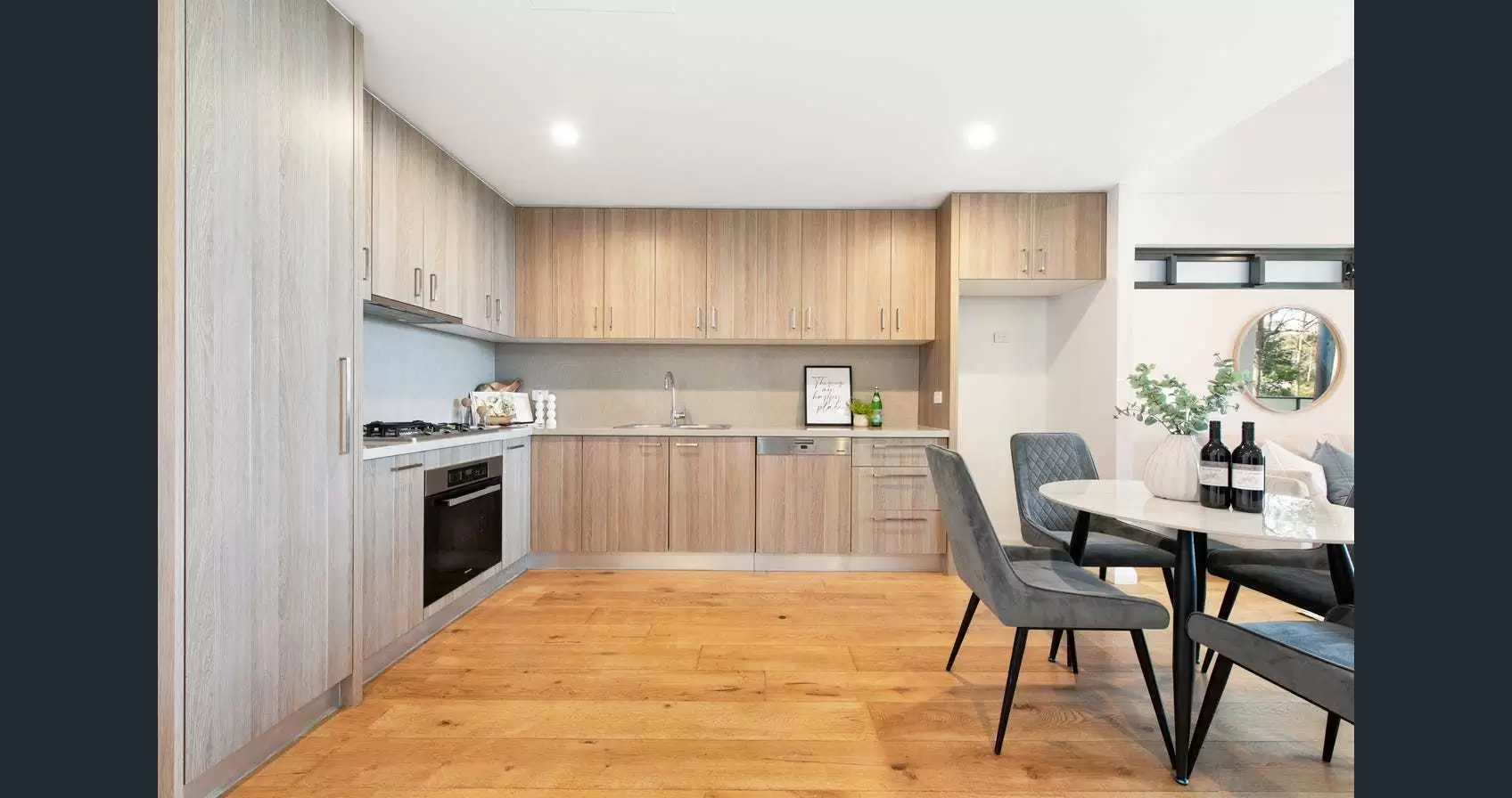 501/1454 Pacific Highway, Turramurra Sold by Chan Yahl - image 2