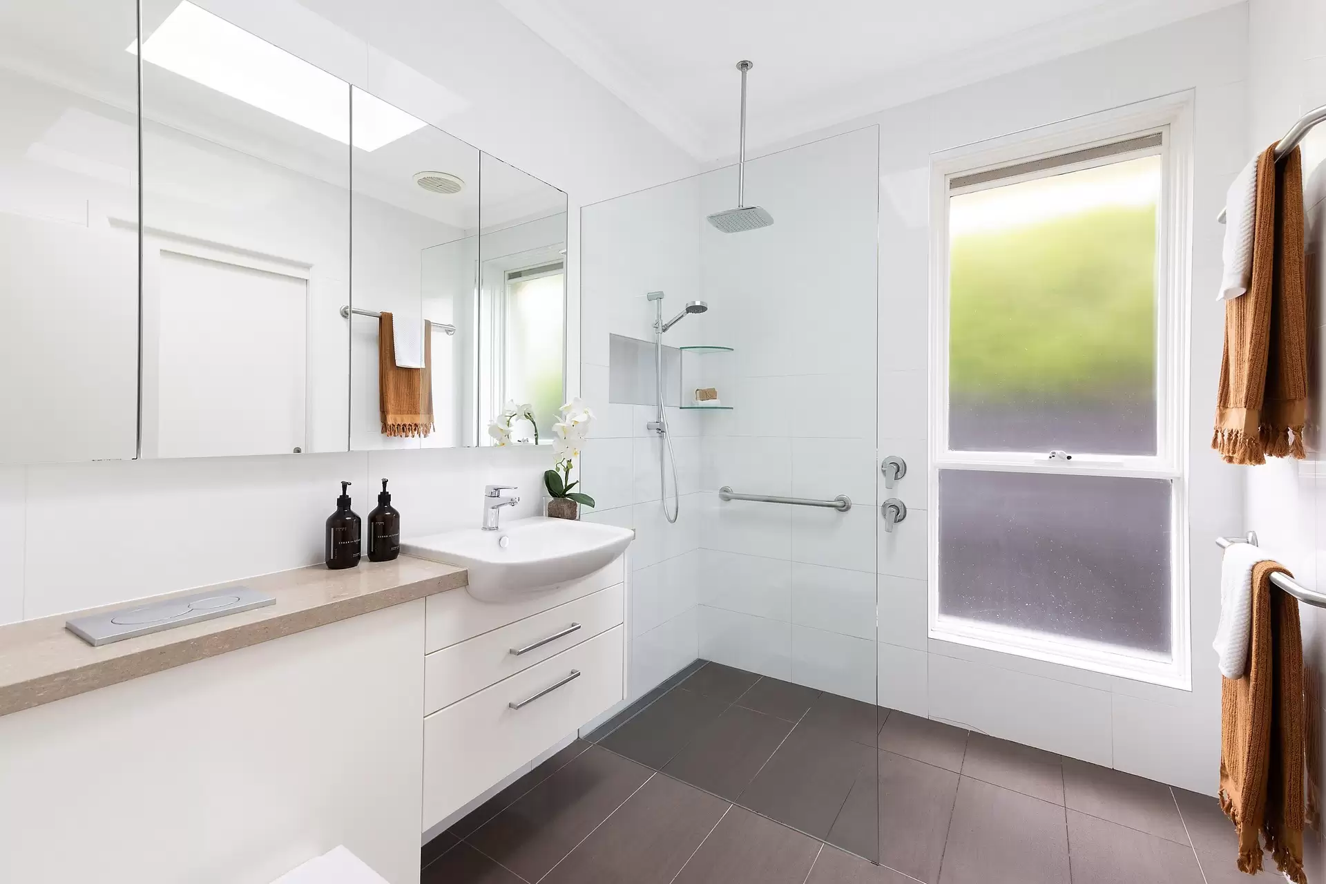 63 Collins Road, St Ives Sold by Chan Yahl - image 7