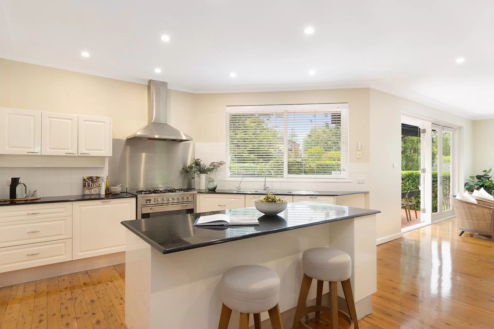 63 Collins Road, St Ives Sold by Chan Yahl - image 4