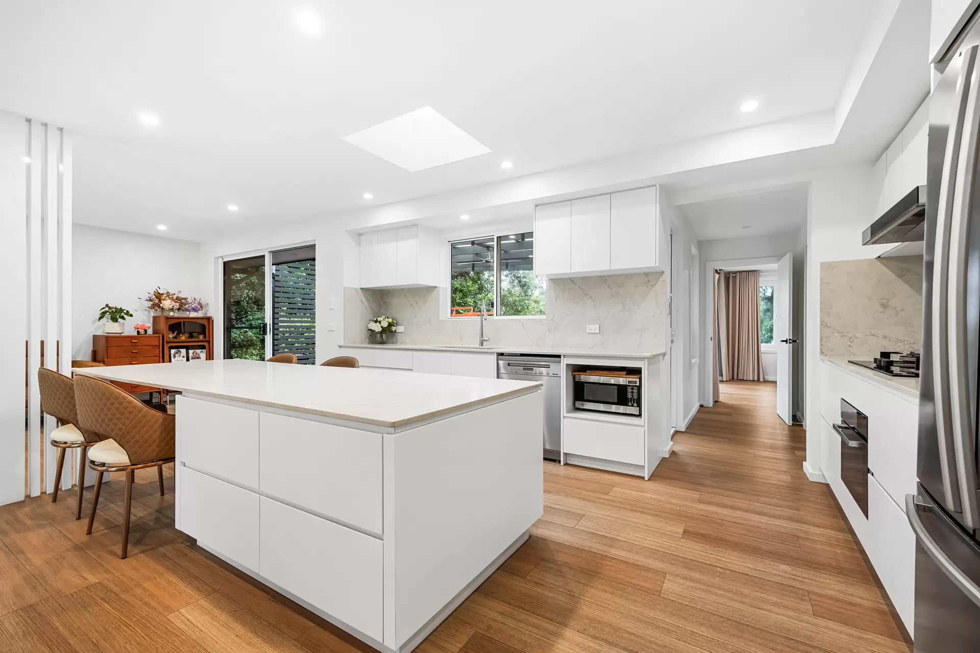 22 Burdekin Crescent, St Ives Sold by Chan Yahl - image 3