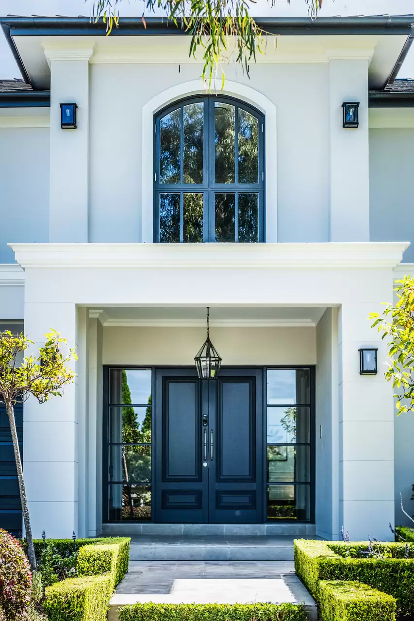 3 Matthew Close, St Ives Sold by Chan Yahl - image 2