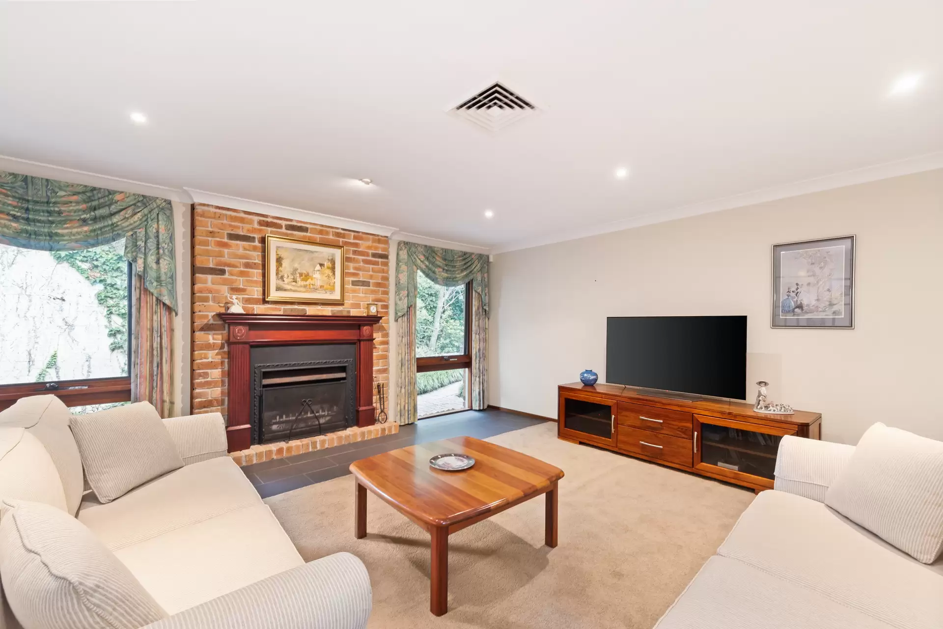 6 Binnowee Avenue, St Ives Sold by Chan Yahl - image 4