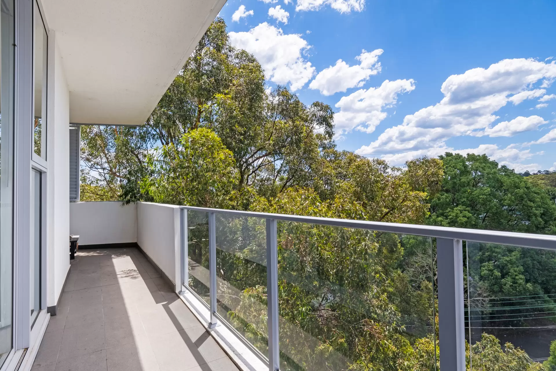 503/71 Ridge Street, Gordon Sold by Chan Yahl - image 4