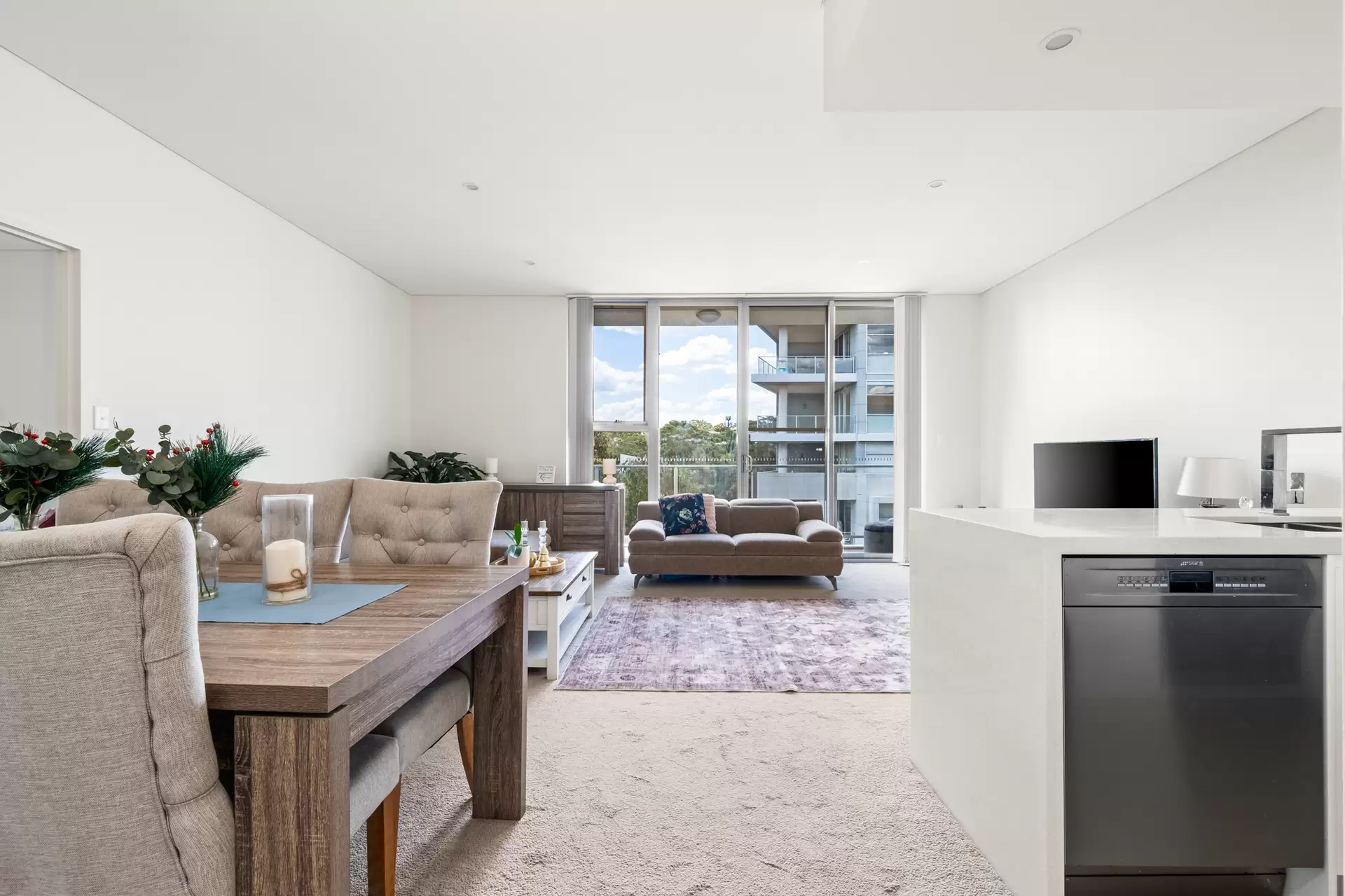 503/71 Ridge Street, Gordon Sold by Chan Yahl - image 2