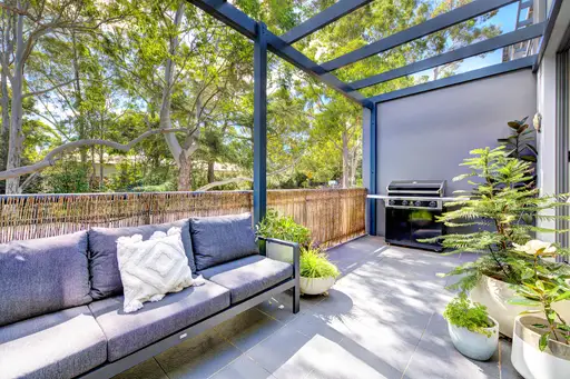 19/2-4 Finlay Road, Turramurra Sold by Chan Yahl