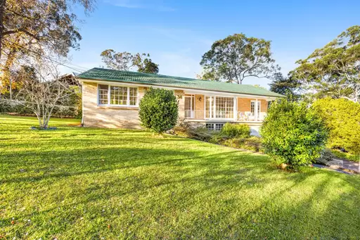 34 Yarrabung Road, St Ives Sold by Chan Yahl