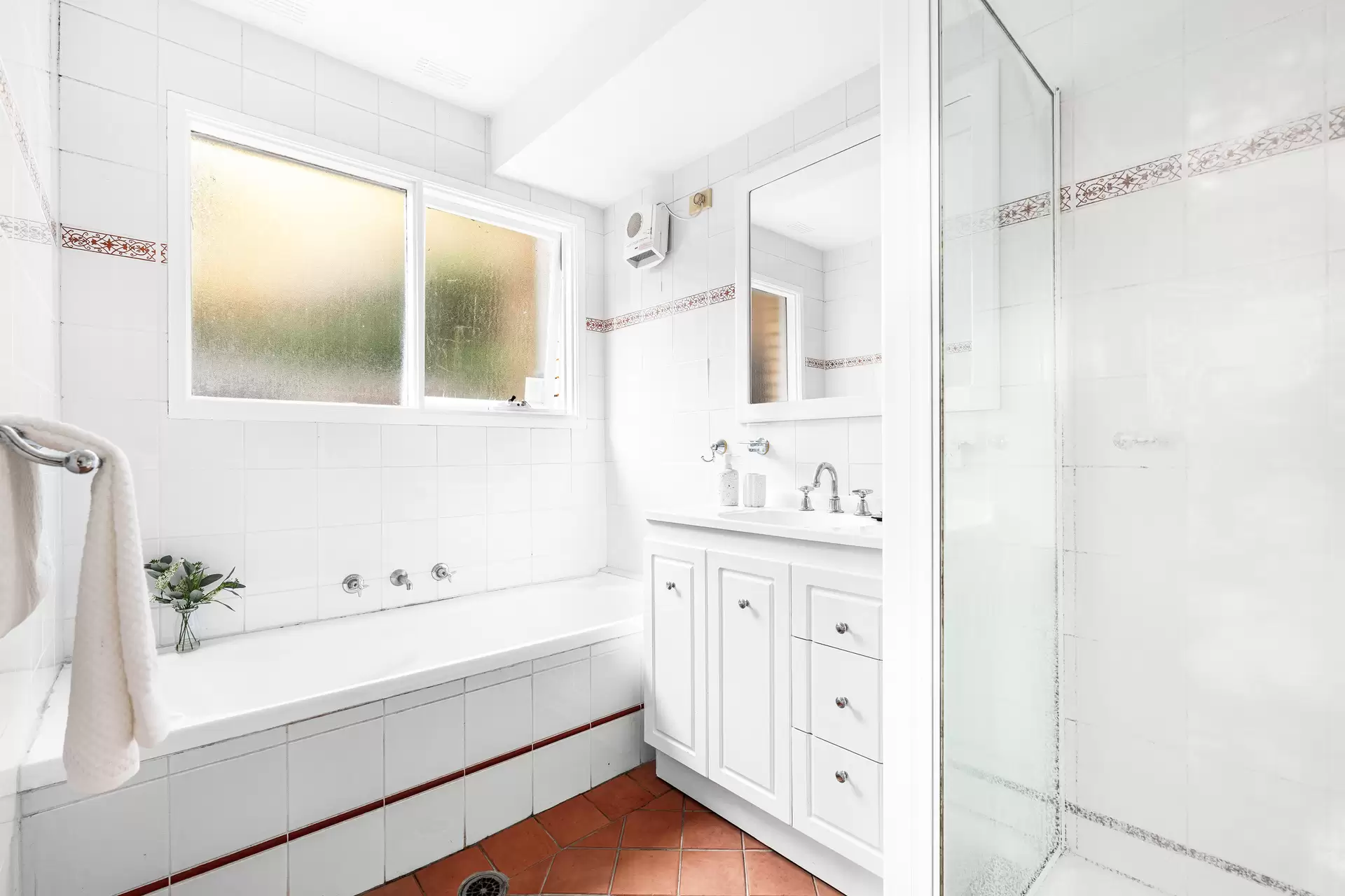 25 Greenvalley Avenue, St Ives Sold by Chan Yahl - image 7