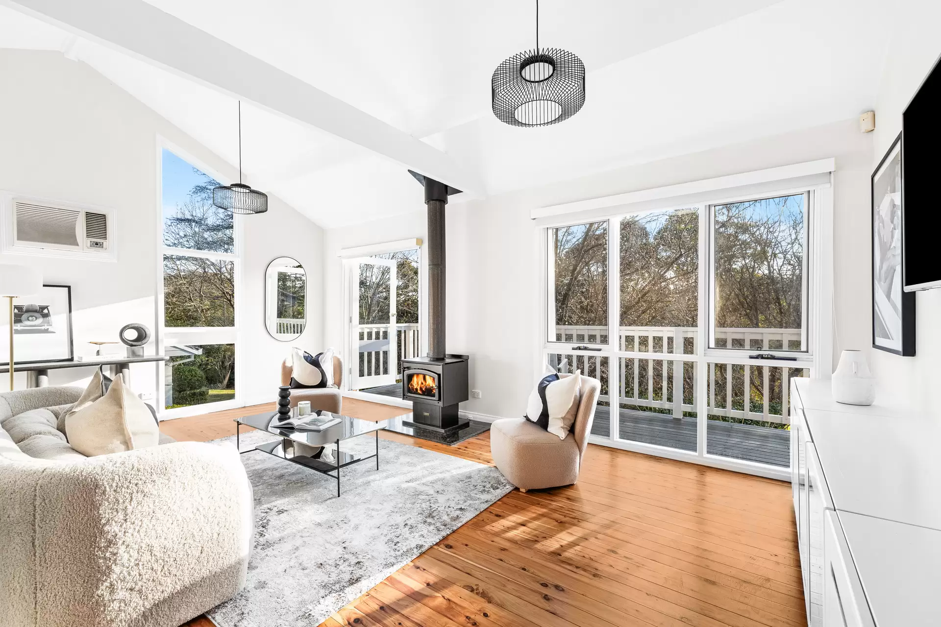 25 Greenvalley Avenue, St Ives Sold by Chan Yahl - image 2