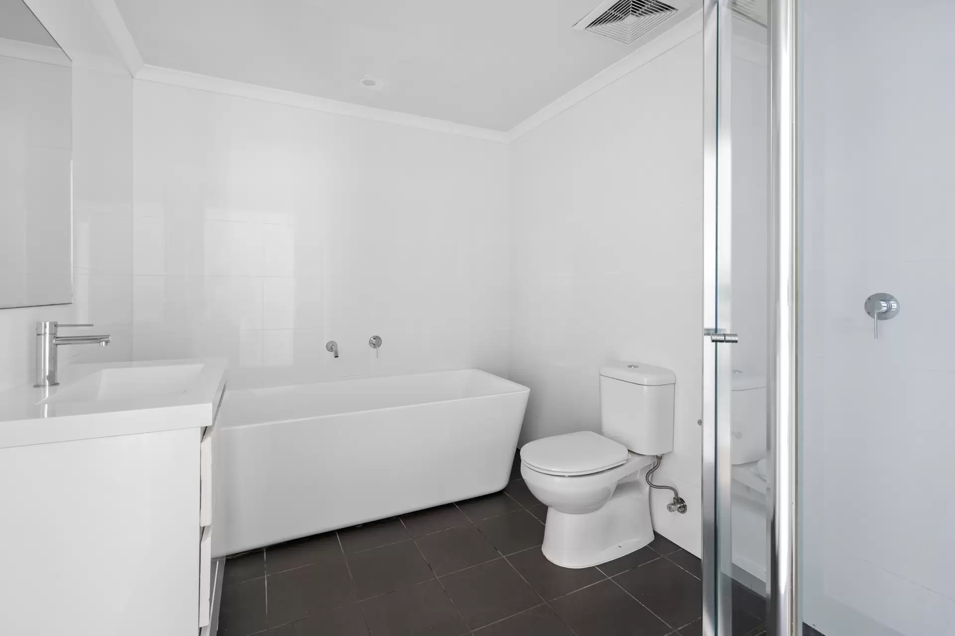 50/5-15 Balmoral Street, Waitara Sold by Chan Yahl - image 5
