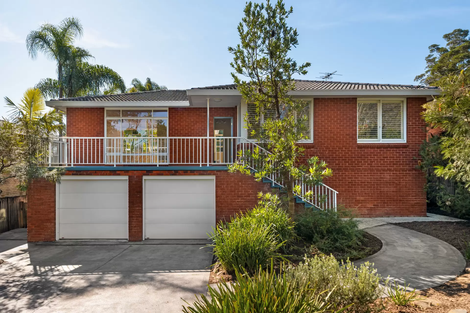 71 Ayres Road, St Ives Sold by Chan Yahl - image 1