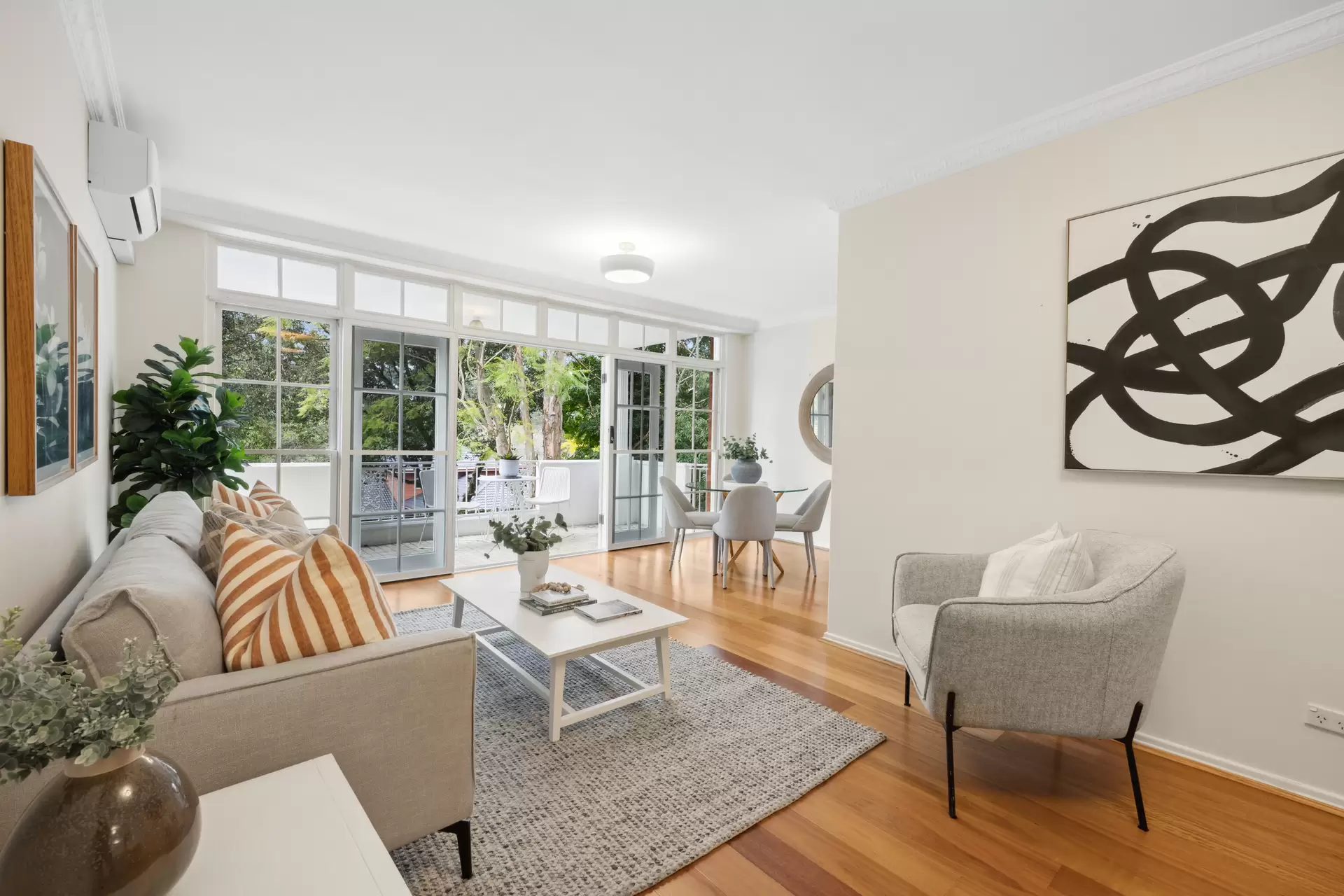 4/393 Pacific Highway, Lindfield Sold by Chan Yahl - image 1