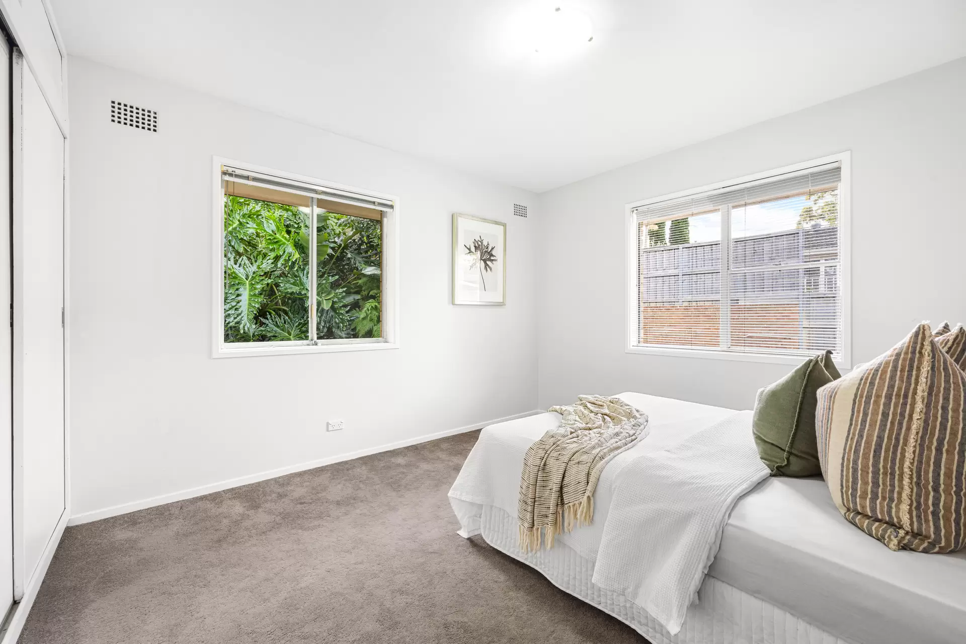 88 Hunter Avenue, St Ives Sold by Chan Yahl - image 7