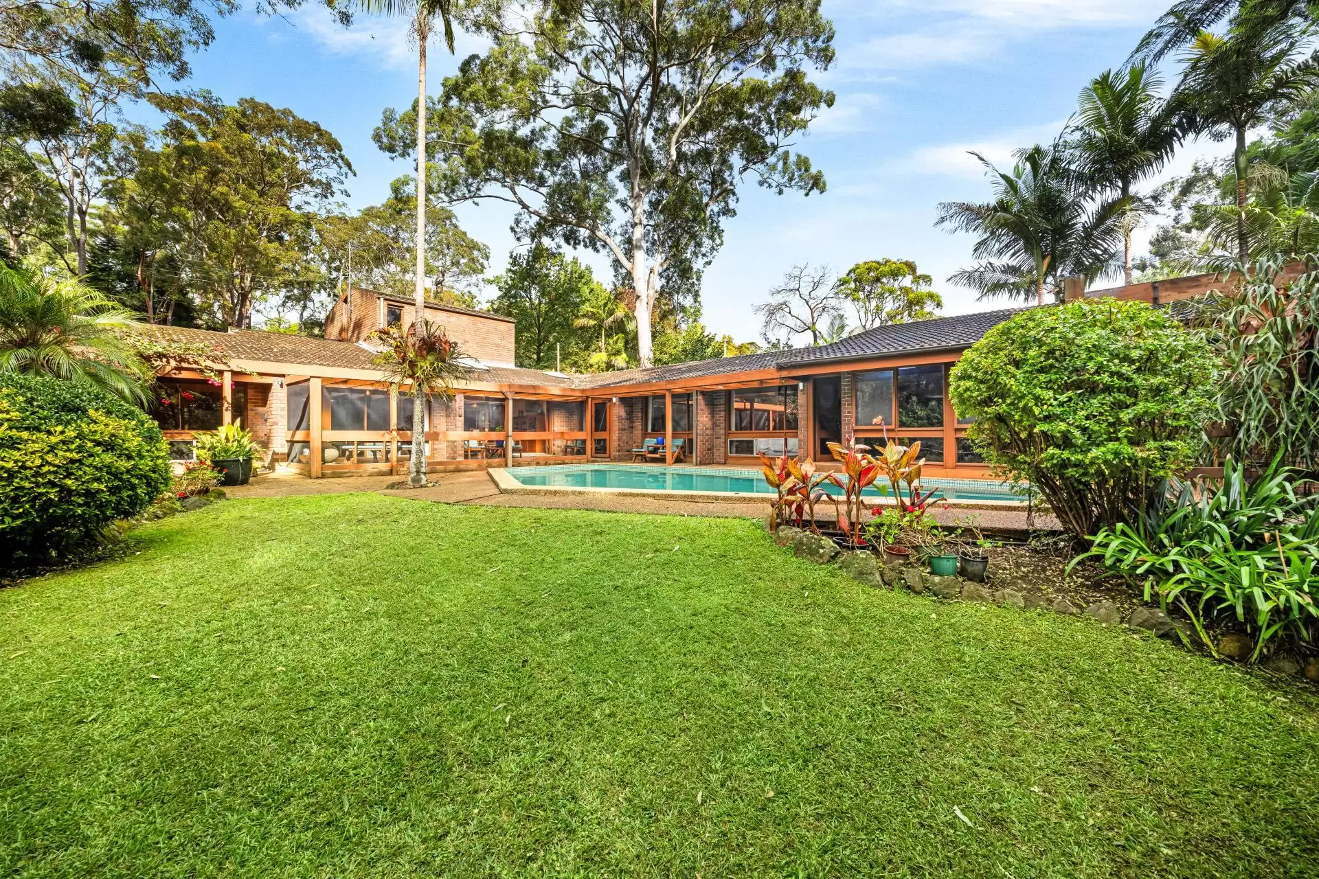 39 Lynbara Avenue, St Ives Sold by Chan Yahl - image 1