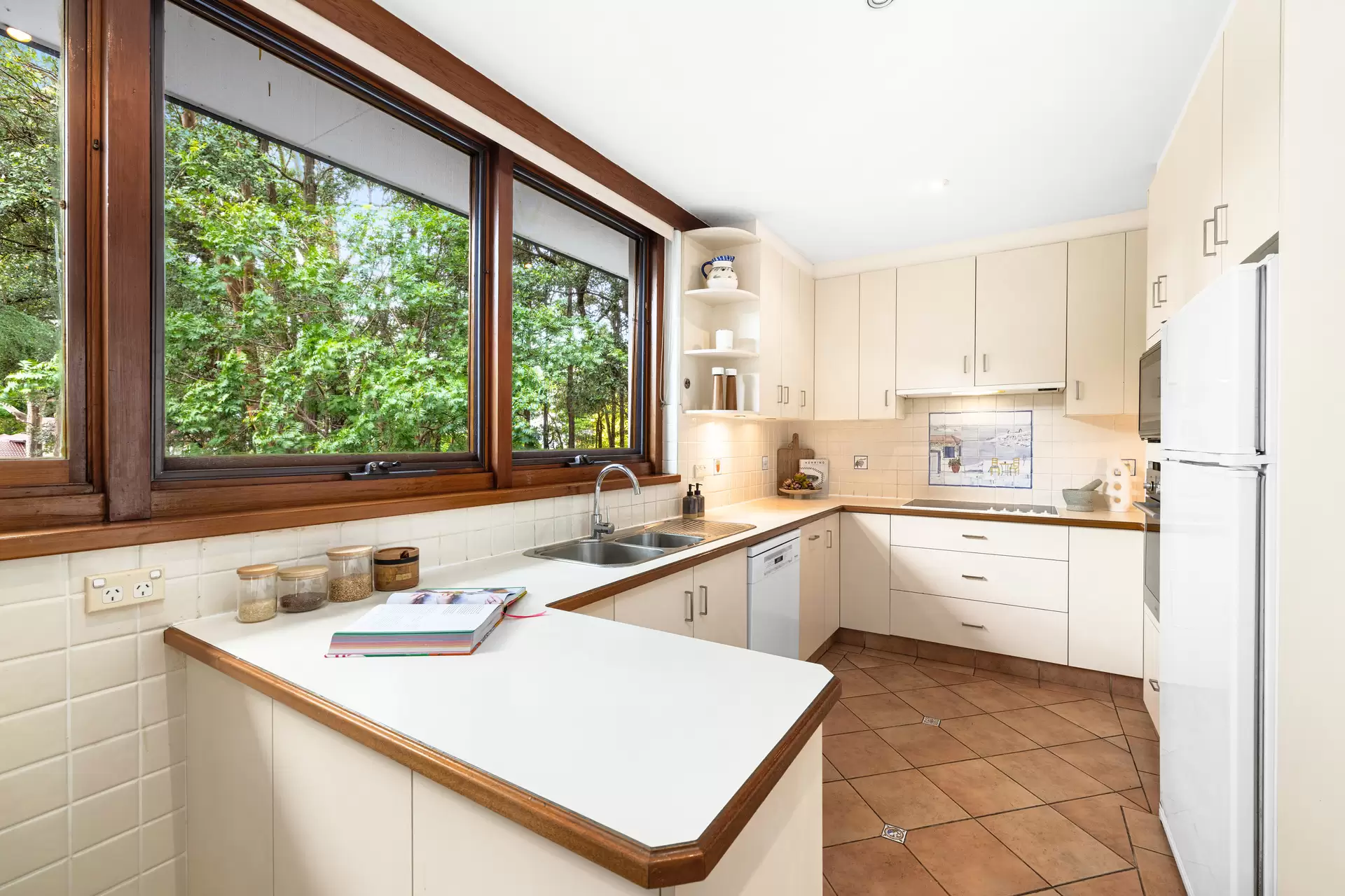 37 Lynbara Avenue, St Ives Sold by Chan Yahl - image 4