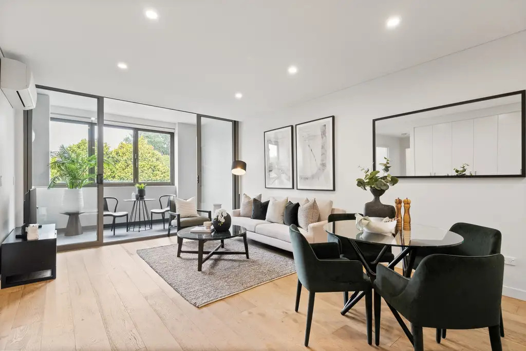 202/72 Laurel Street, Willoughby Sold by Chan Yahl