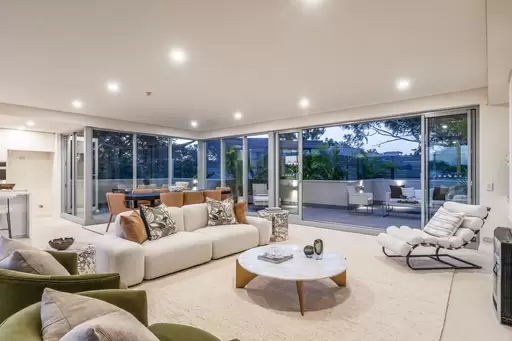 19/17-19 Newhaven Place, St Ives Auction by Chan Yahl