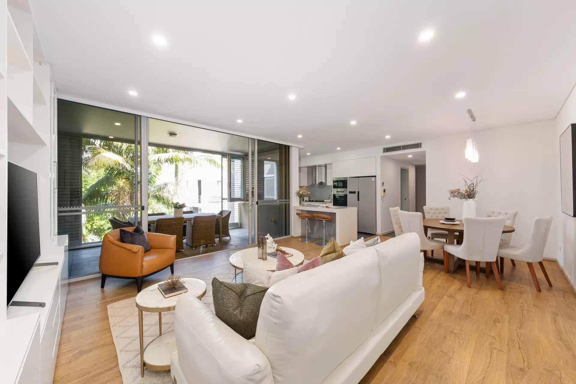 9/17 Powell Street, Killara Auction by Chan Yahl - image 2
