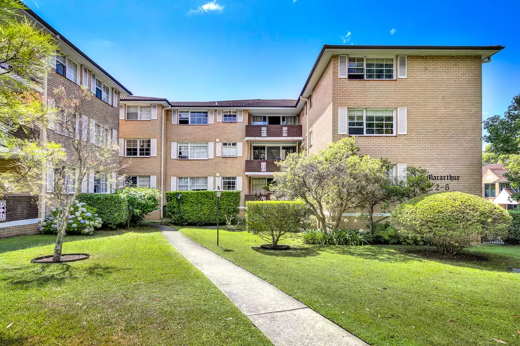 13/2-6 Albert Street, Hornsby For Lease by Chan Yahl