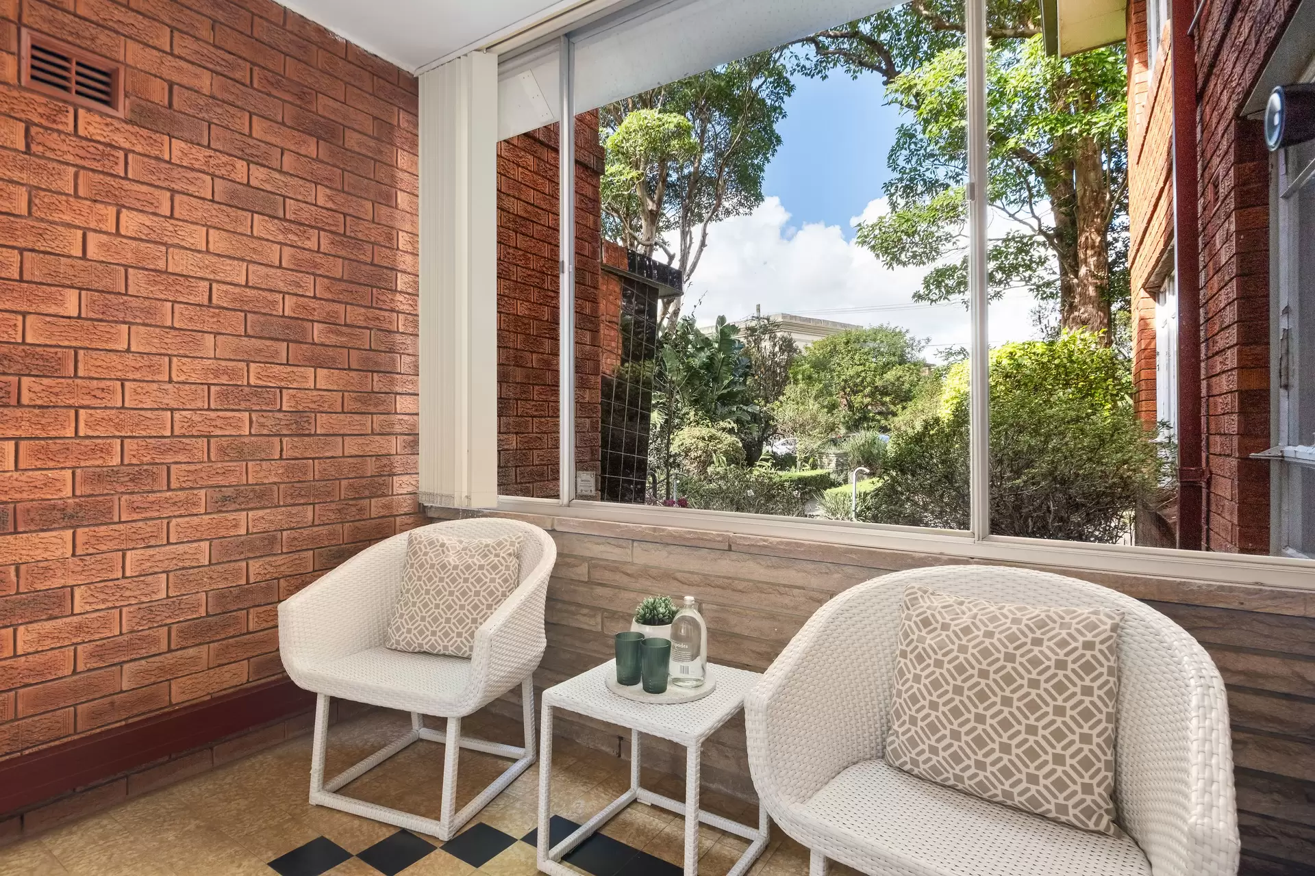 1/33a Lorne Avenue, Killara Sold by Chan Yahl - image 8
