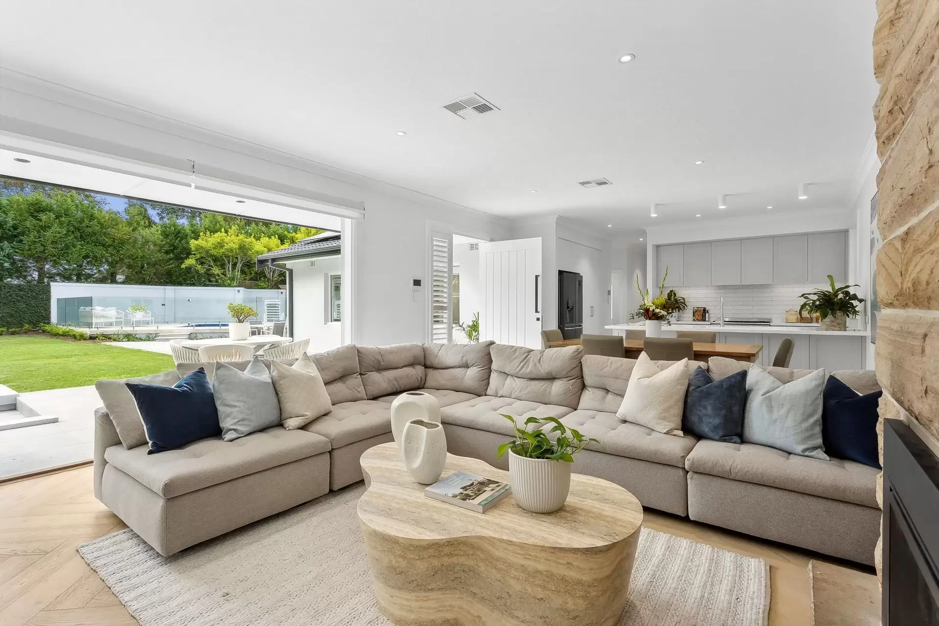 29 Margaret Street, Roseville Auction by Chan Yahl - image 2