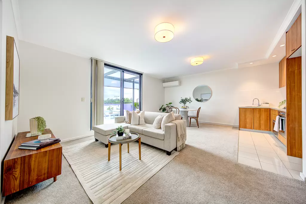 1802/41-45 Waitara Avenue, Waitara Sold by Chan Yahl