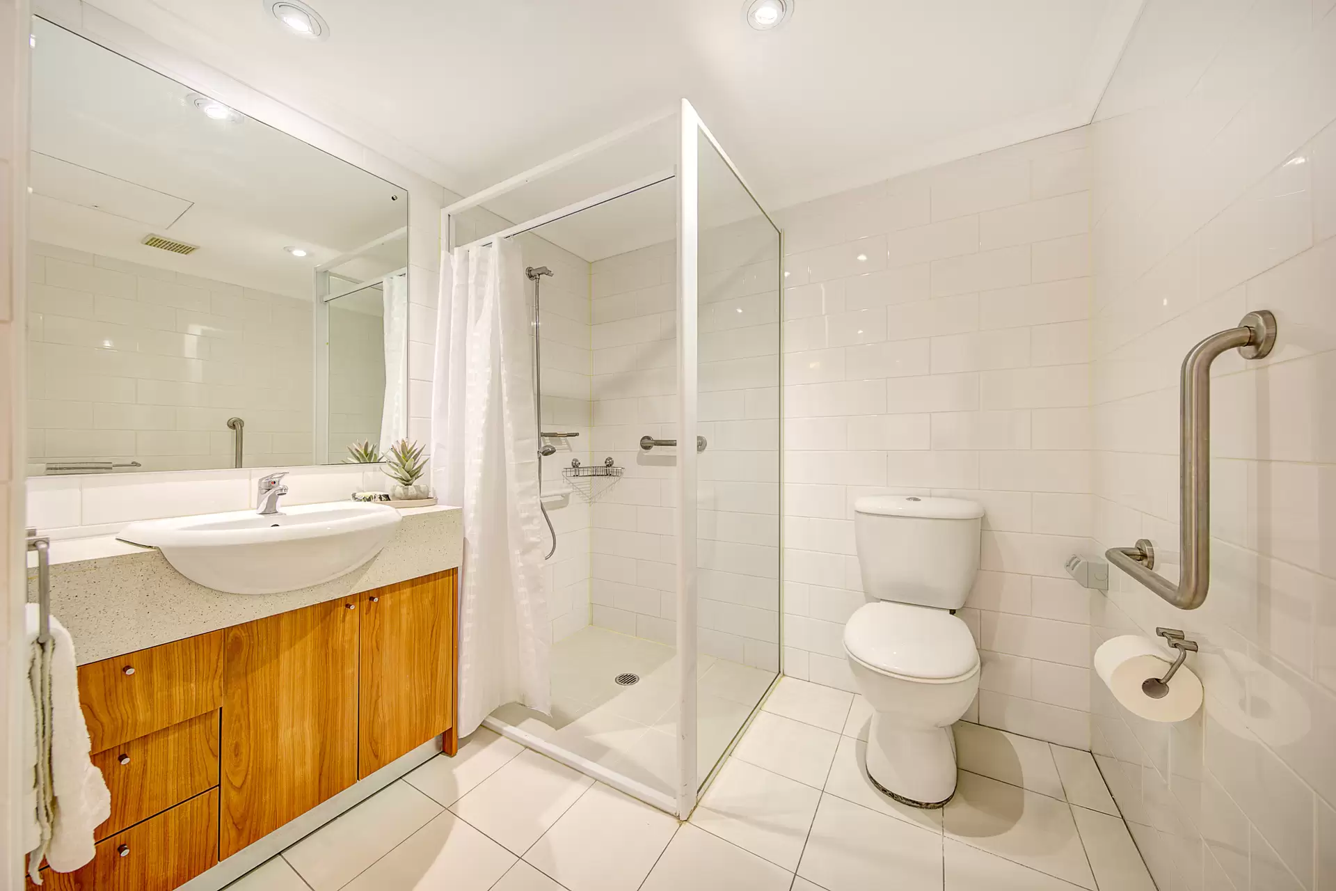 1802/41-45 Waitara Avenue, Waitara Sold by Chan Yahl - image 5