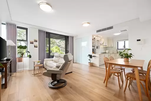 B306/1-9 Buckingham Road, Killara Auction by Chan Yahl