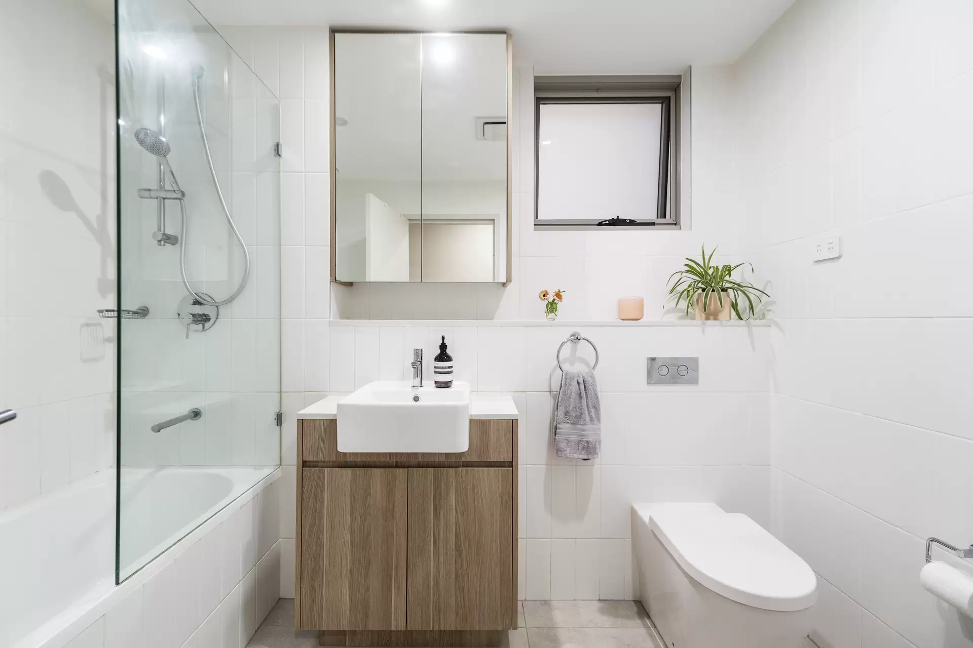 101/12 Shinfield Avenue, St Ives Auction by Chan Yahl - image 13