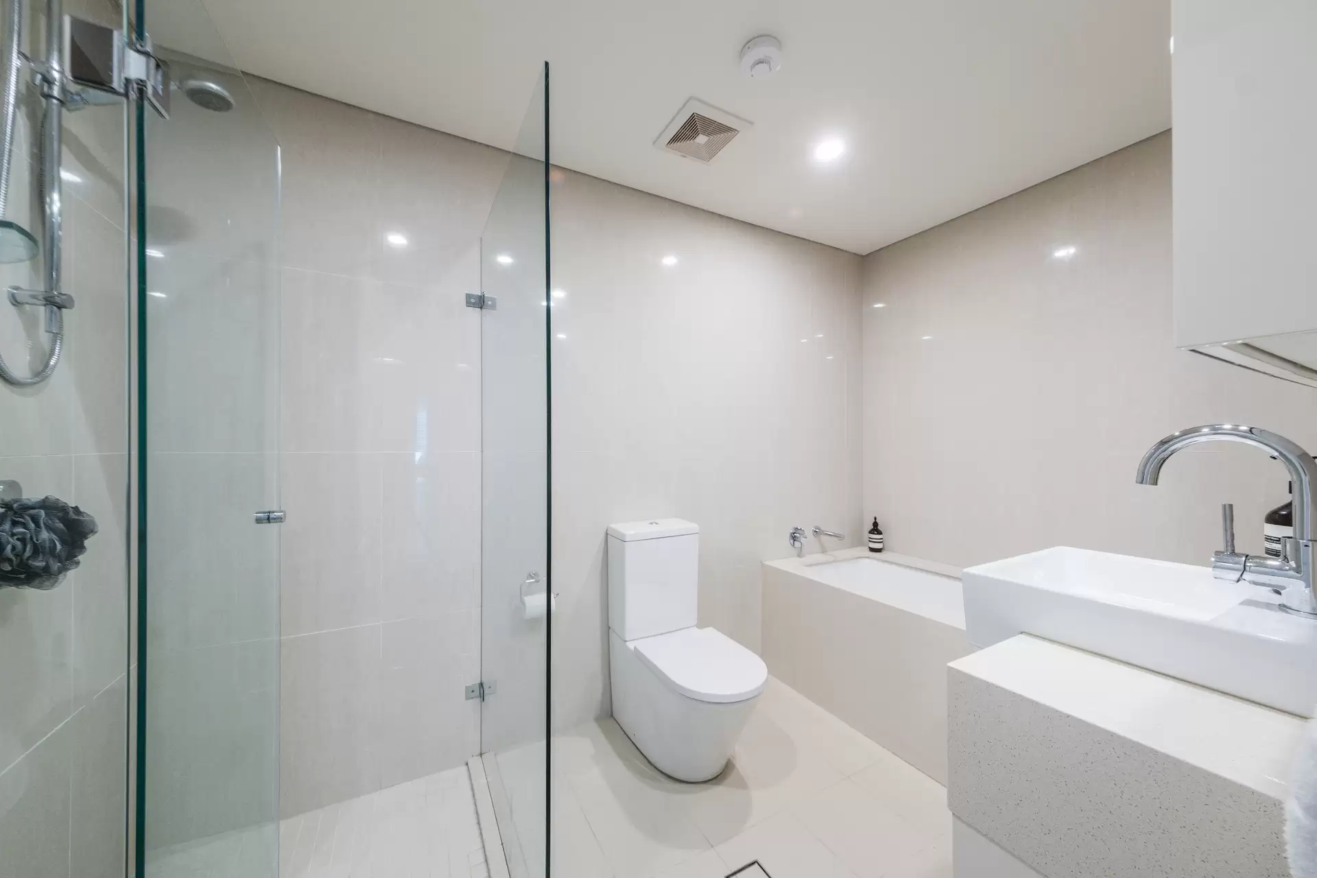 231/2-8 Bruce Avenue, Killara Auction by Chan Yahl - image 12