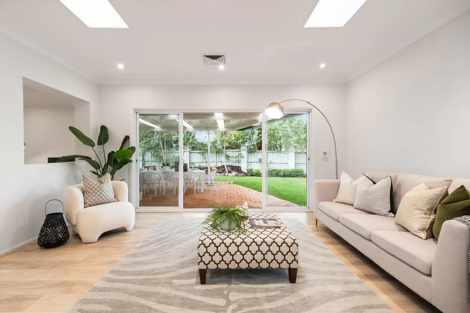10 Cates Place, St Ives Auction by Chan Yahl - image 9