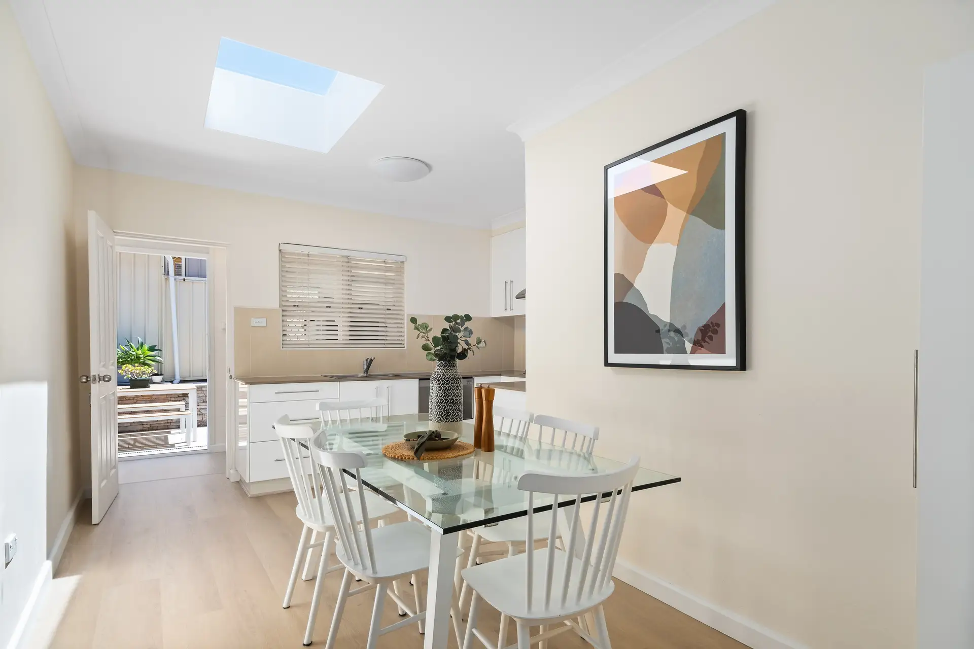 21 Rose Street, Chatswood Sold by Chan Yahl - image 2