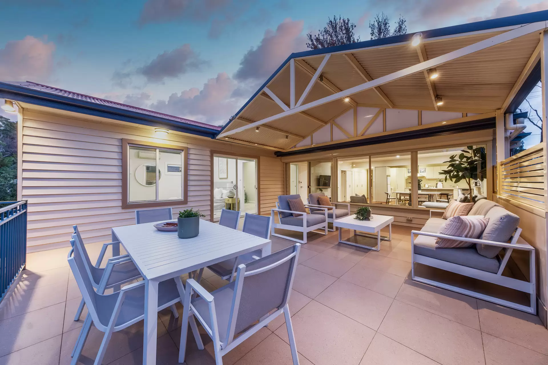 19 Catherine Street, St Ives Auction by Chan Yahl - image 27