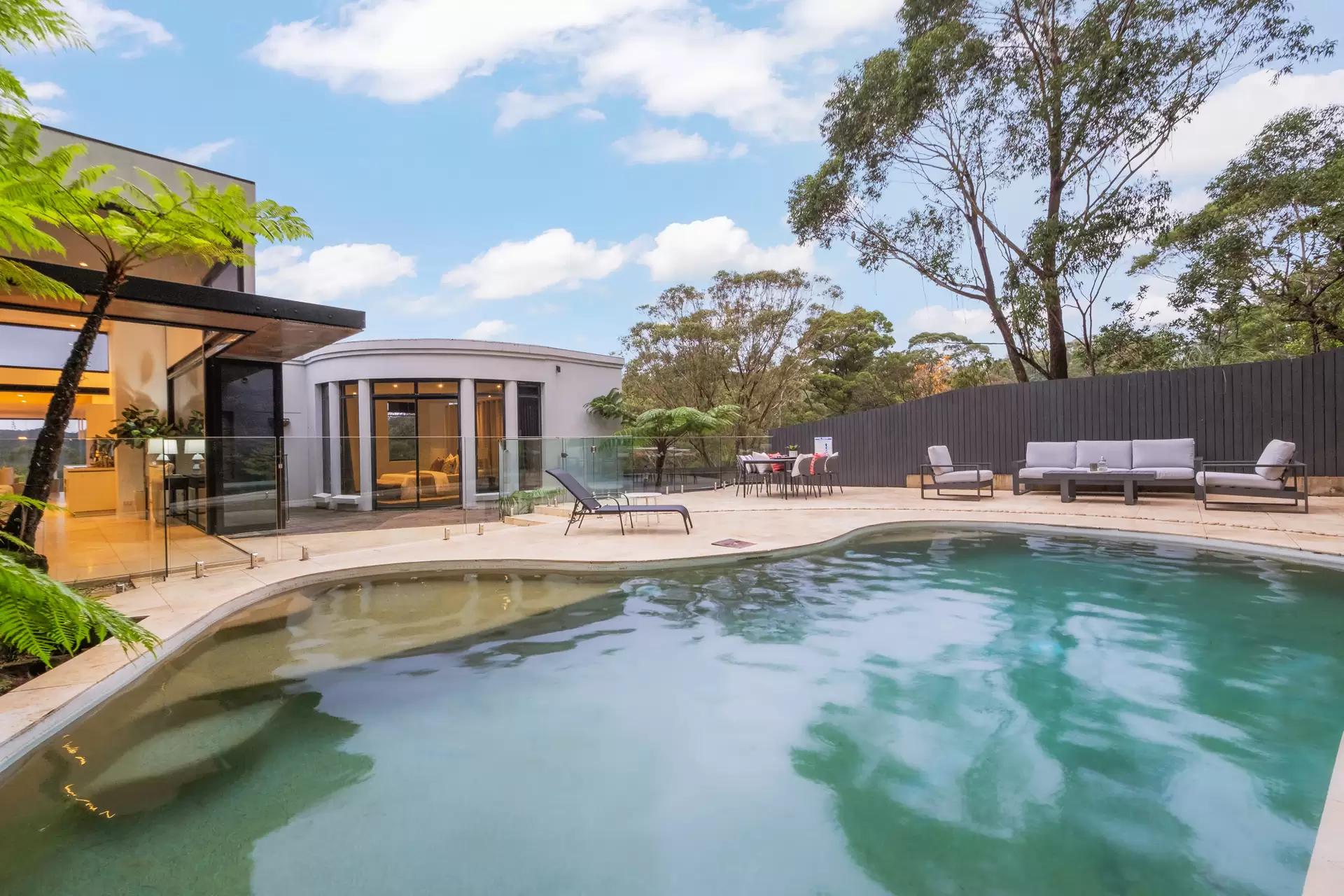 77 Cambourne Avenue, St Ives Auction by Chan Yahl - image 4