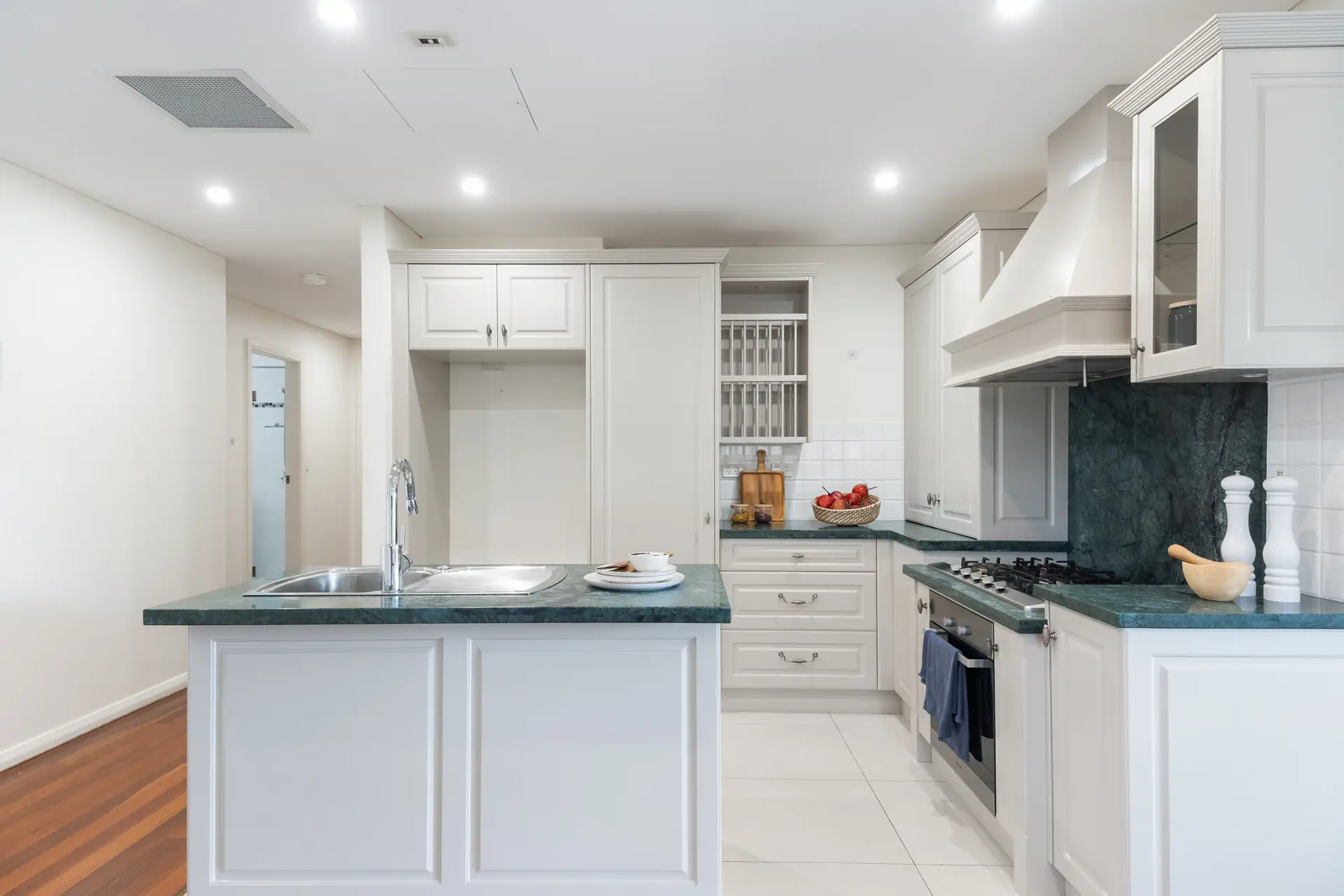 19/497-507 Pacific Highway, Killara Sold by Chan Yahl - image 7